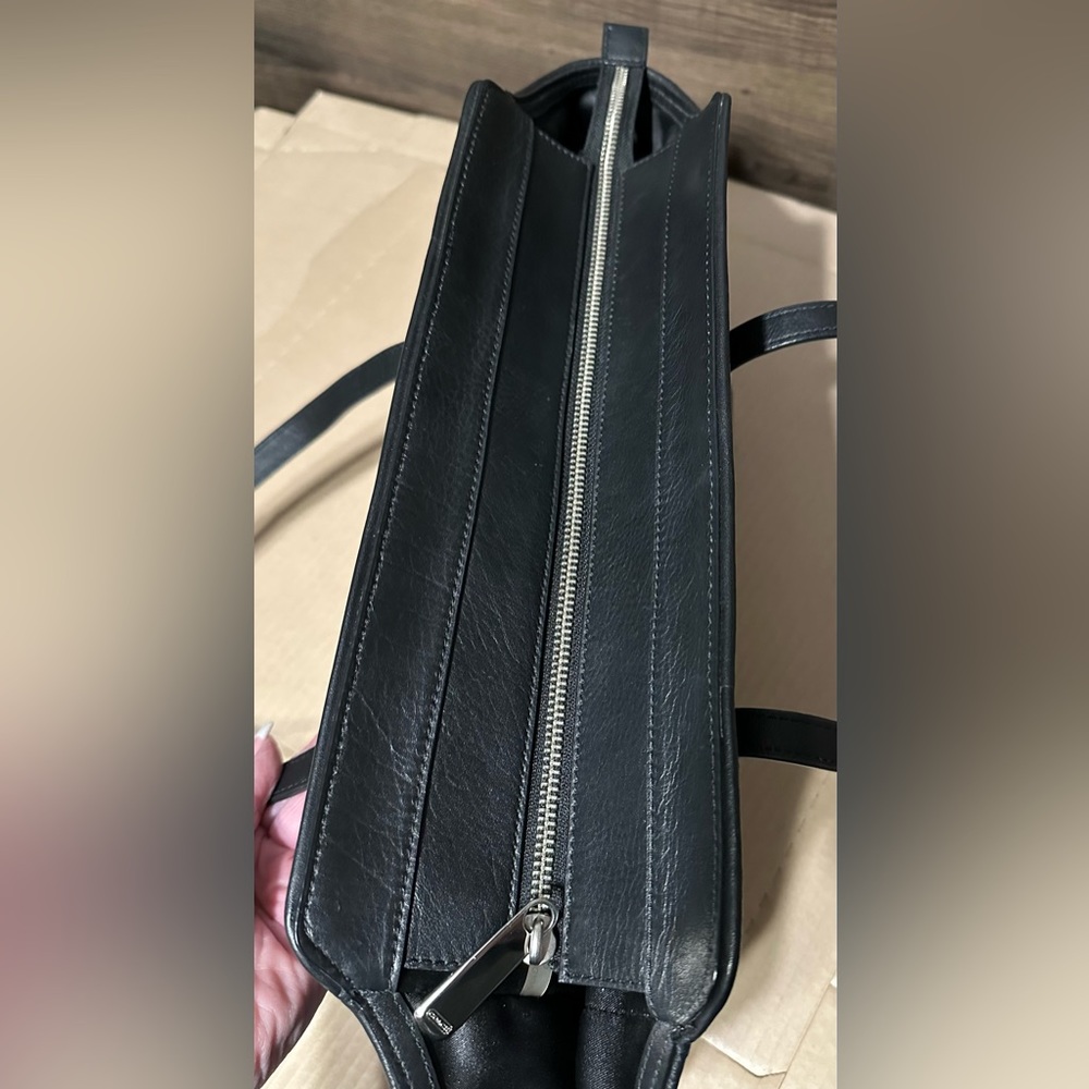 Authentic Coach Purse - Picture 11 of 14